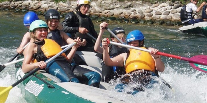 Rafting na umelom vodnom kanáli v Liptovskom Mikuláši s videozáznamom