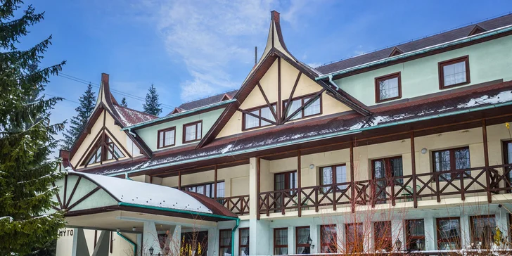 Nezabudnuteľná lyžovačka pre páry aj rodiny v Mýte pod Ďumbierom. Len 1,2km od SKI Mýto