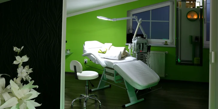 Moderné prístrojové ošetrenie a kozmetické balíčky pre krásnu pleť v ALL IN ONE - Beauty salon