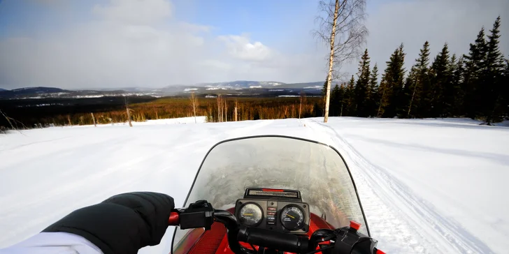 Adrenalín na snežných skútroch v nádhernom prostredí Nízkych Tatier