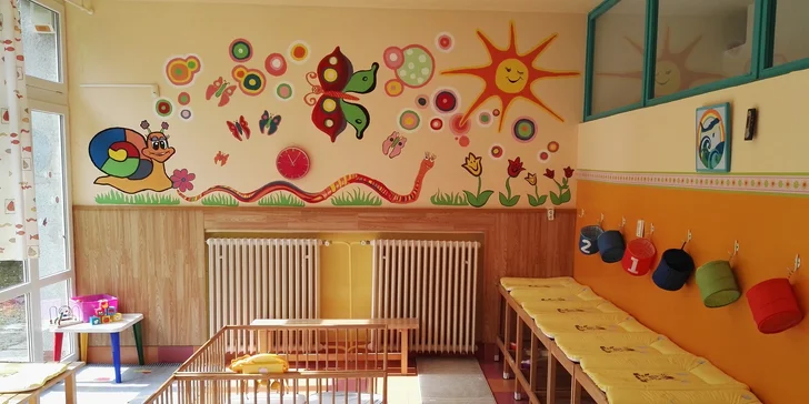 Kurz „plávania“ detí vo veku od 4 mesiacov až 3 rokov