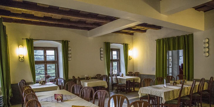 Pred mestským stresom do ticha Jeseníkov: polpenzia pre dvoch s možnosťou wellnessu