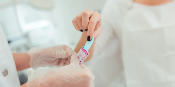 Laserové bielenie zubov PEARLSMILE® v Košiciach aj v Prešove