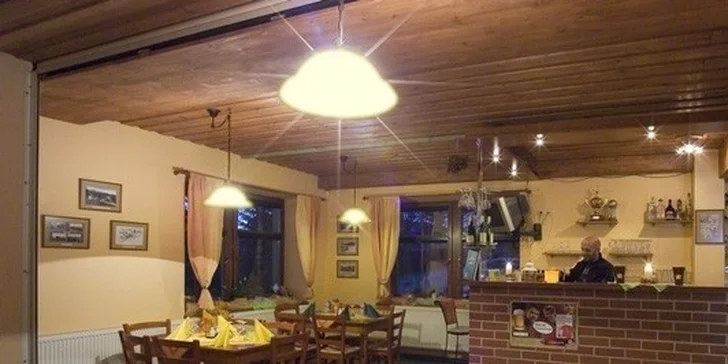 Zima v Svetlej pod Ještědom: vezmite rodinu na lyžovačku do penziónu s polpenziou