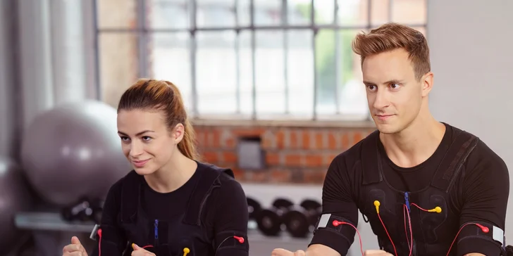 EMS cvičenie pre 1 alebo 2 osoby v Revolution Body