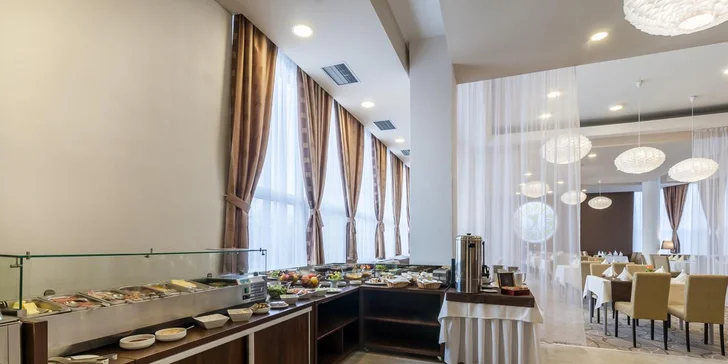 Novozrekonštruovaný Hotel Karpatia**** so skvelým wellness v centre mesta