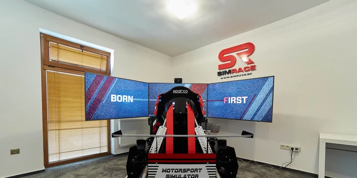 Jazda na racing simulátore SIMRACE