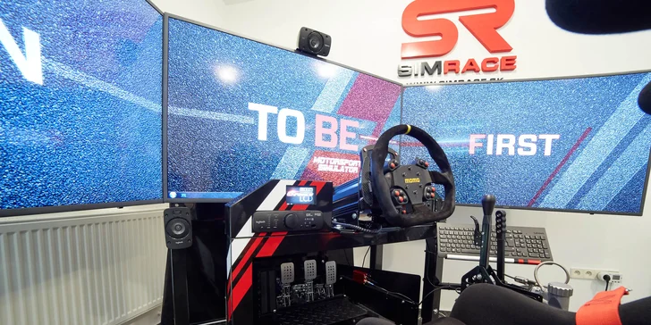 Jazda na racing simulátore SIMRACE