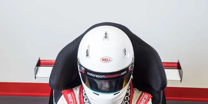 Jazda na racing simulátore SIMRACE