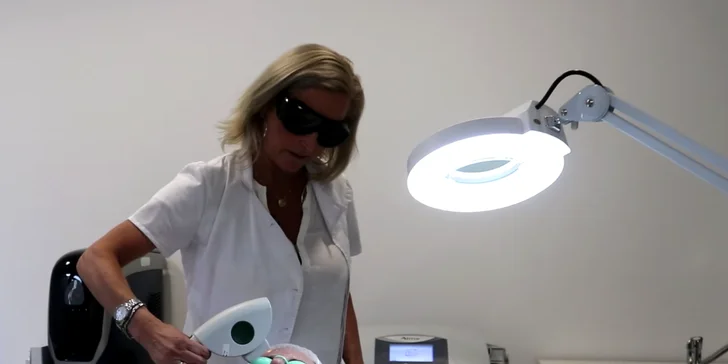 Darčekový poukaz na zmenu vizáže na Mishellbeauty Klinike
