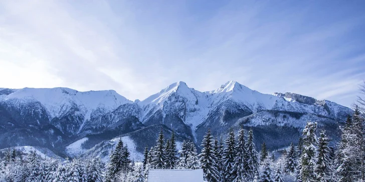 4-hodinový skipas do strediska Strachan SKI Centrum - nová lanovka!