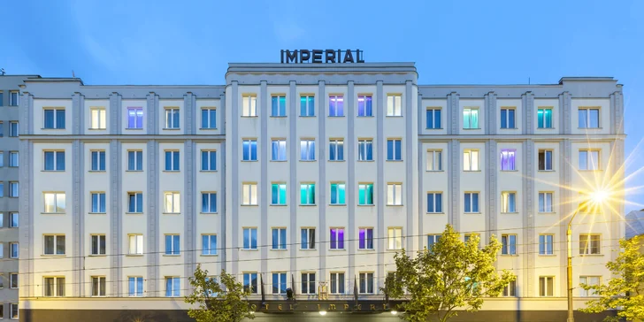 Noc v úžasnej izbe Grand Hotela Imperial**** Liberec a večera s degustáciou vín