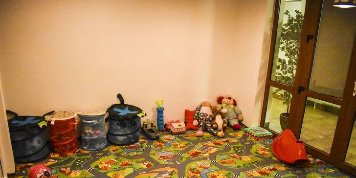 Zima v Horskom hoteli Mních*** neďaleko Tatralandie a Jasnej