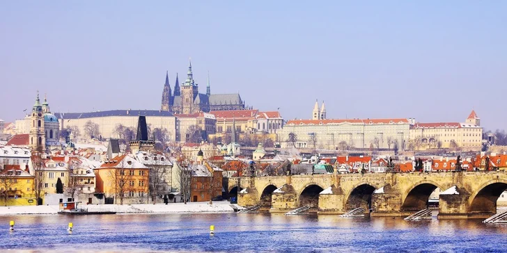 Romantika v uličkách Prahy: pobyt s bohatými raňajkami pre dvoch