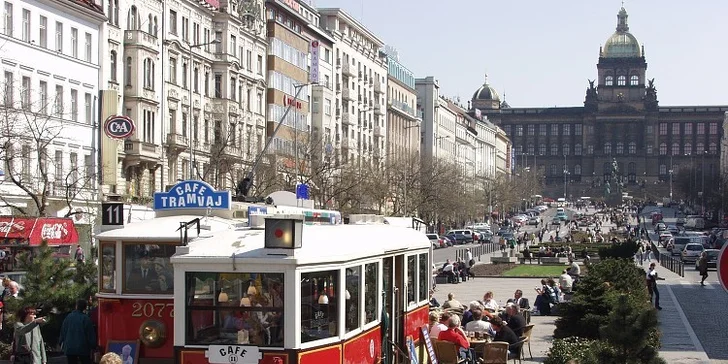 Romantika v uličkách Prahy: pobyt s bohatými raňajkami pre dvoch