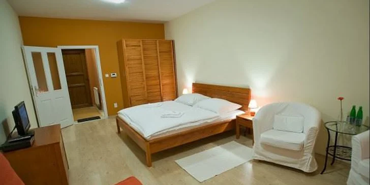 Spoznajte krásy Českého Krumlova: pobyt s raňajkami a privátnym wellness pre 2 alebo rodinu