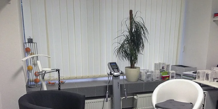 Klasická masáž chrbta, vibrosauna, infrasauna alebo permanentky