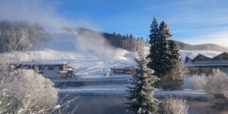 Zimné zážitky v Oraviciach: Na SVAHU, ale aj vo vode v jednom stredisku počas celej HLAVNEJ sezóny