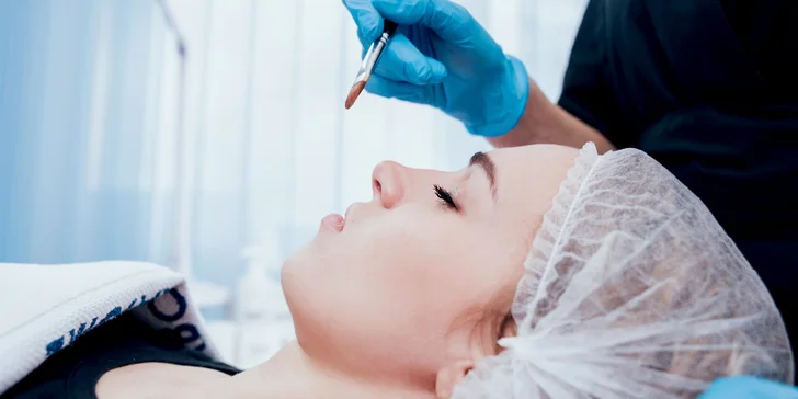 Hydratačno-liftingové ošetrenie pleti kozmetikou La Roche Posay