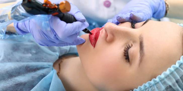 Permanentný make up obočia alebo pier. Aj korekcia!