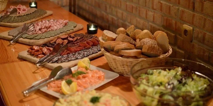 Romantika uprostred viníc: gurmánska polpenzia a neobmedzená konzumácia vína