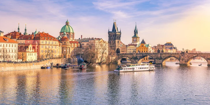 Pobyt v čarokrásnej Prahe: 4* hotel, raňajky v talianskom bistre a atrakcie pre celú rodinu