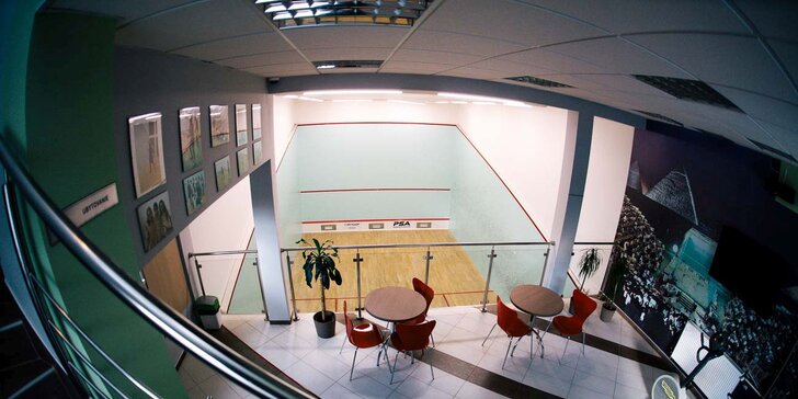 10-vstupová permanentka na squash alebo stolný tenis pre dve osoby