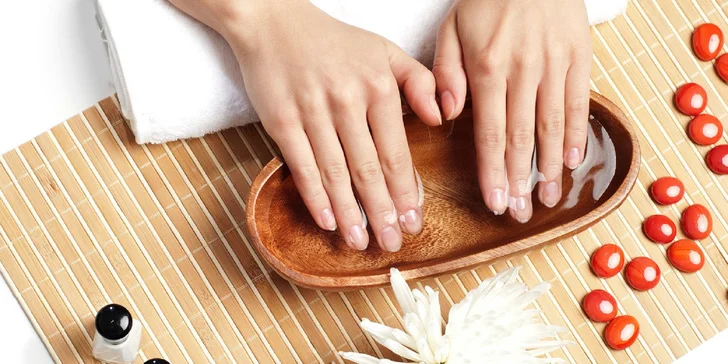 Gel lak, japonská alebo spa manikúra