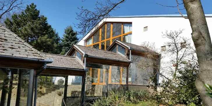 Pobyt pre 2 osoby s 2 deťmi do 10 rokov zdarma s polpenziou a wellness