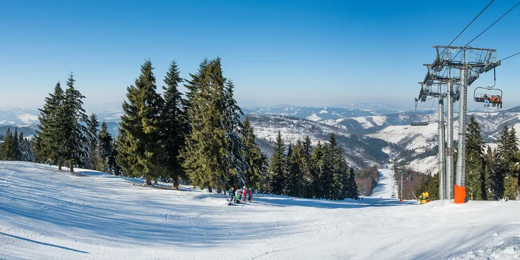Rodinný lyžiarsky pobyt v novom penzióne Jägermeister s fínskou saunou, vyhrievanou kaďou iba 2 km od SKi strediska Veľká Rača