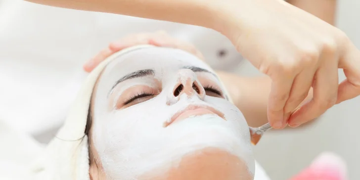 Mikrodermabrázia, ultrazvukové čistenie alebo relaxačné ošetrenie pleti