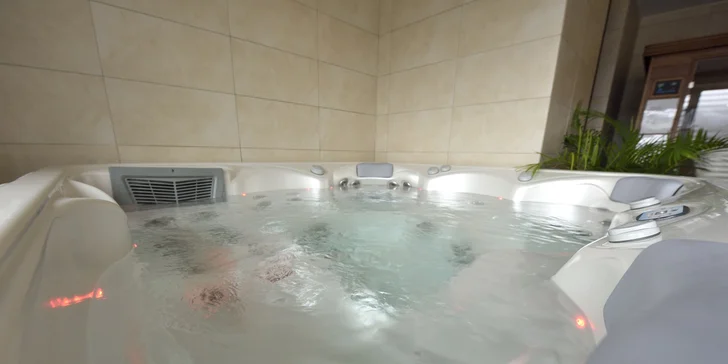 3-chodová večera pre 2 a vstup do privátneho wellness centra
