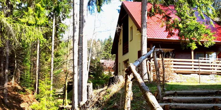 Skvelý pobyt v horách na Chate Čertovka so vstupom do bazénov