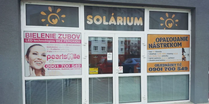 Revolučné expresné bielenie zubov bez peroxidu