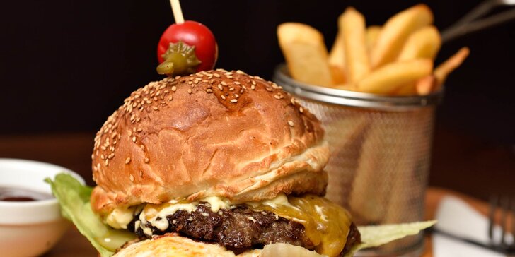 Kačací, kurací, hovädzí či vegetariánsky burger