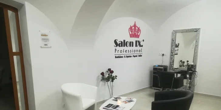 Strih so zábalom v Salóne IX