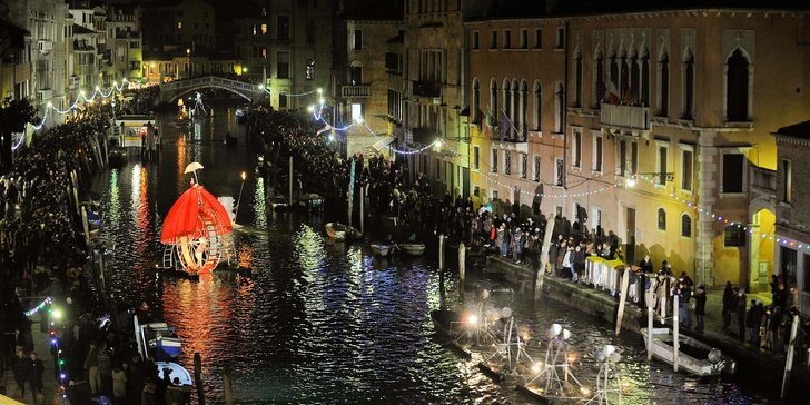 Benátsky karneval s ubytovaním v lagúne na ostrove Murano