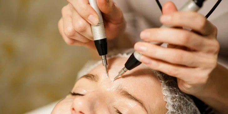 Myostimulácia vybranej oblasti v salóne L&L Beauty