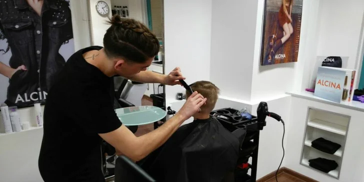 Dámsky strih, melír či fúkaná - profesionálne služby pre dámy v Štúdiu Profi