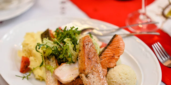 Romantické degustačné menu pre 2 osoby v Aranykárász csárda