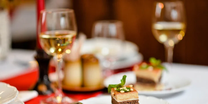 Romantické degustačné menu pre 2 osoby v Aranykárász csárda