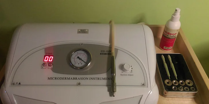 Diamantová mikrodermabrázia alebo relaxačné ošetrenie pleti