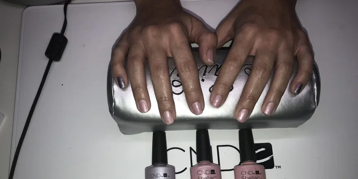 Klasická alebo japonská manikúra, alebo Shellac lakovanie