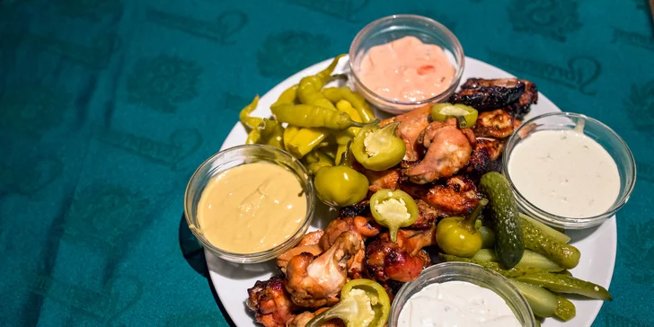 Grilované krídelká a detské menu v Bowling Pube!