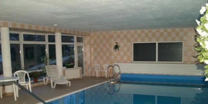 99 eur za 3-dňový pobyt plný romantiky a relaxu vo dvojici. Vymeňte trávenie voľných dní v nákupných centrách za chvíle pohodlia, iskrivej atmosféry a oddychu v hoteli*** Zátoka v Senci so zľavou 58%!