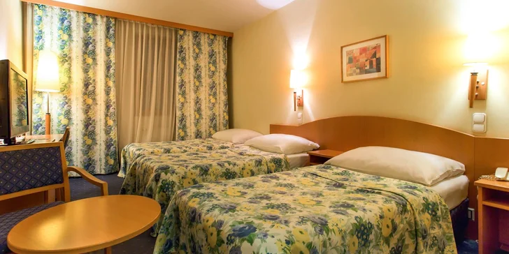 Romantický pobyt v „Paríži východu“ s raňajkami a welcome drinkom