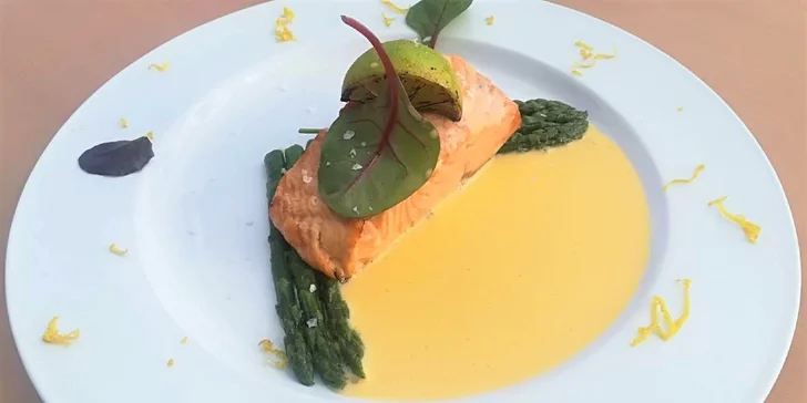 Romantická večera aj s privátnym wellness pre 2 osoby