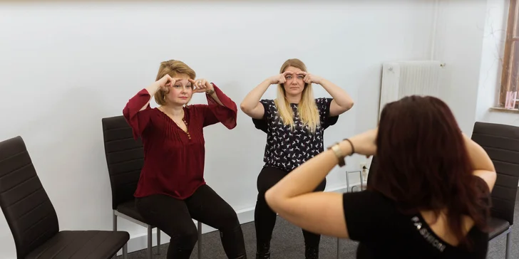 Rýchlokurz tvárovej gymnastiky pre krajšie rysy
