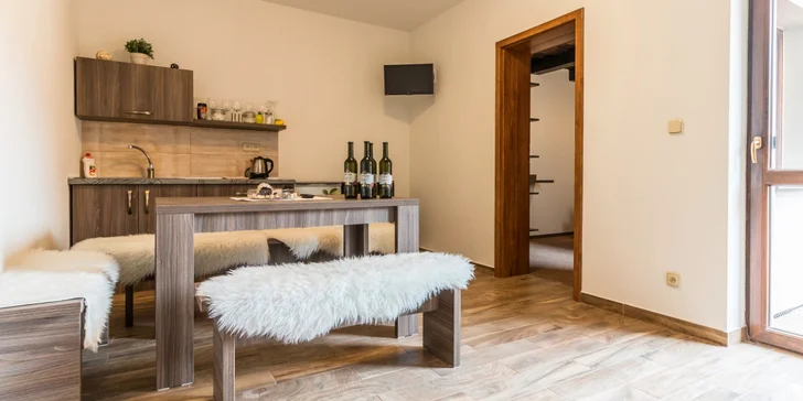 Apartmány s raňajkami pre rodinu či partiu: cyklovýlety a možnosť degustácie vín