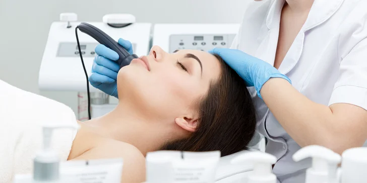 Ošetrenie pleti galvanickou žehličkou, čistenie skin scrubberom alebo kompletné ošetrenie pleti